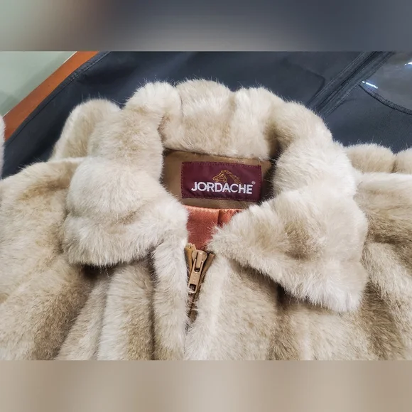 Jordache Women's Cream Teddy Jacket - Picture 7 of 10